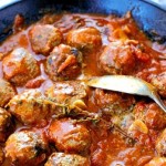 Köttbullar i tomatsås