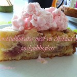 Jordgubbskaka med vit choklad