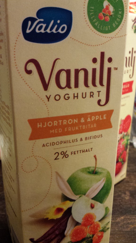 yoghurt med äpple och hjortron